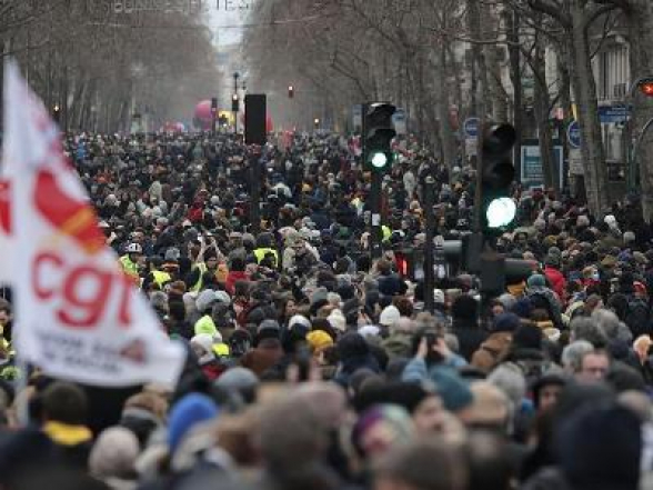 Во Франции проходит общенациональная забастовка