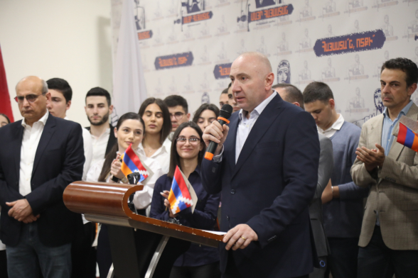 Координатор движения «Мать Армения» Андраник Теванян представил Декларацию (видео)