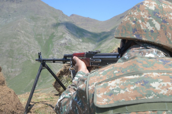 ВС Азербайджана нарушили режим прекращения огня, применив миномет – Минобороны Арцаха