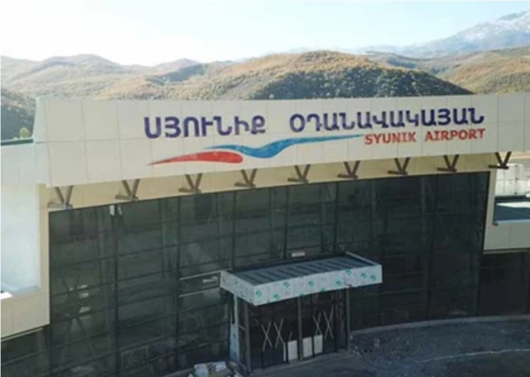 Ադրբեջանցները կրկին թիրախավորել են «Սյունիք» օդանավակայանը․ հյուրերին շտապ տարհանել են․ Գոռ Ծառուկյան