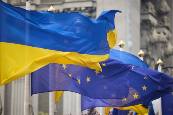 Украина получила от ЕС еще €1,5 млрд