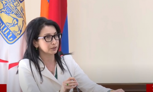 Սոնա Աղեկյանին ավագանու մանդատից ապօրինաբար զրկելու հայցով դատական նիստը հետաձգվել է