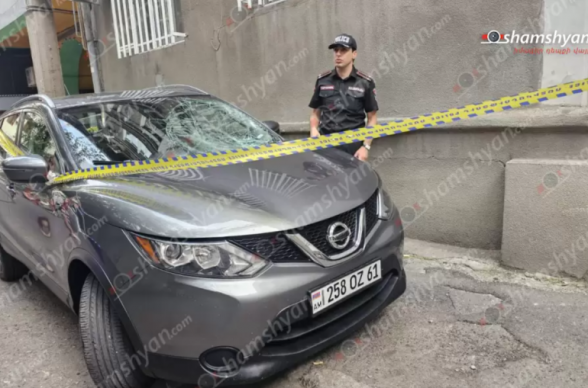 Երևանում 11-ամյա տղան տանիքից ընկել է «Nissan»-ի վրա
