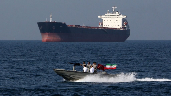 Иранский КСИР задержал танкер в Персидском заливе