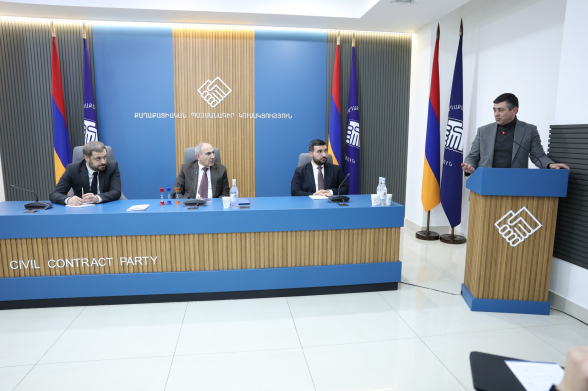 Գյումրիի ՔՊ-ի ԺՊ Սարիկ Մինասյանն ավինյանական «ասեք՝ կանենք»-ով է փորձում գյումրեցիներին խաբել, որ հետո դրժի իր խոստումները