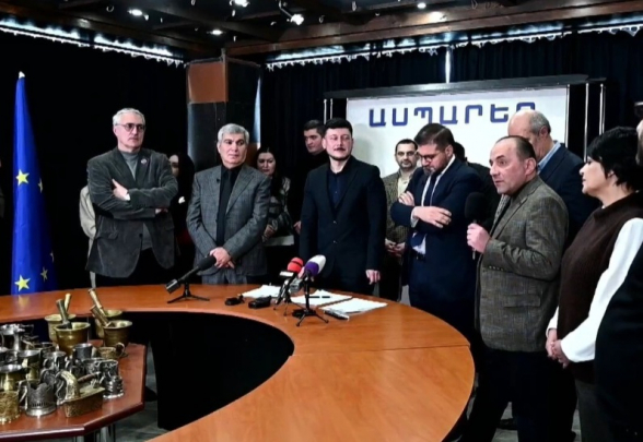 Ինչո՞ւ Փաշինյանը Գյումրու ընտրություններում որոշեց խաղի մեջ մտցնել նաև իր երկրորդ քաղաքական ուժին՝ «եվրադրածոներին»