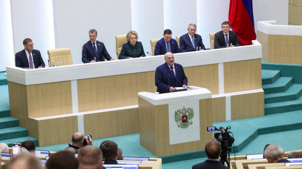 Белоруссия не войдет в состав России – Лукашенко