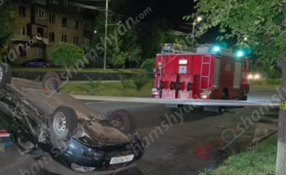 Երևանում բախվել են «Opel»-ն ու «Lada Priora»-ն. վերջինը վրшերթի է ենթարկել հետիոտնին
