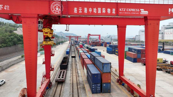 Китай обвинил США в нарушении торговых договоренностей и пригрозил мерами