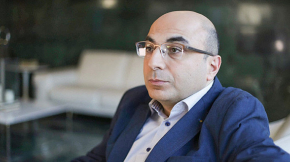 Ինչո՞վ ենք զբաղված մենք, ընդհանրապես ո՞վ ենք մենք