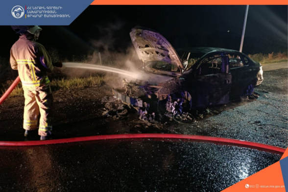 Հրդեհ է բռնկվել Արարատ քաղաքում կայանած ավտոմեքենայում․ կան տուժածներ