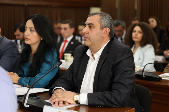 Արցախցու տուն-տեղը հանձնել եք, հիմա ասում եք՝ արցախցու մատից փուշ ենք հանում․ Արմեն Քոչարյան (տեսանյութ)