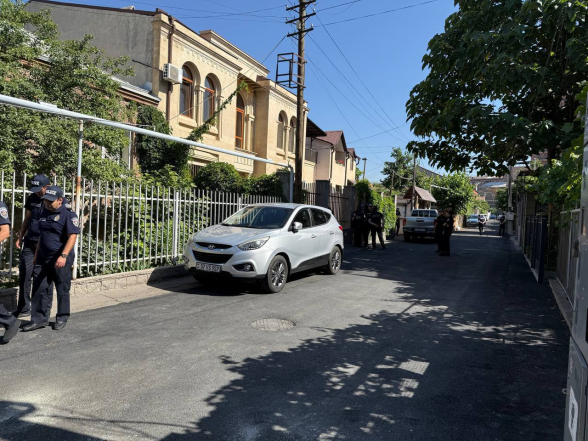 Իրավապահները գործողություն են իրականացնում Բագրատ արքեպիսկոպոս Գալստանյանի կեցավայրում