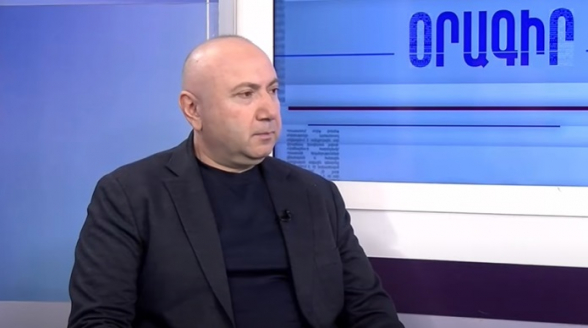 «Փաշինյանն Էրդողանից 3-րդ ժամկետ է մուրում, բայց Սահակաշվիլու օրն է ընկնելու»․ Անդրանիկ Թևանյան (տեսանյութ)