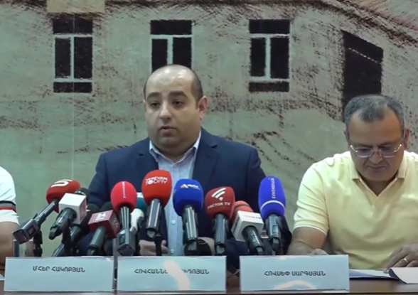 Բագրատ սրբազանի և մյուս կալանավորվածների փաստաբանների ասուլիսը (տեսանյութ)