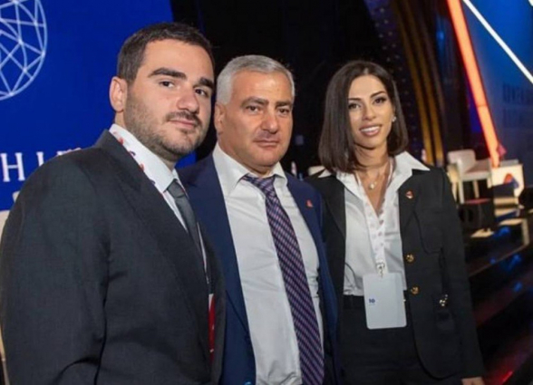 Հատկապես այս օրերին շատ կուզեի խոսել սահուն, գրագետ հայերենով. Սամվել Կարապետյանի դուստրը հրապարակում է արել