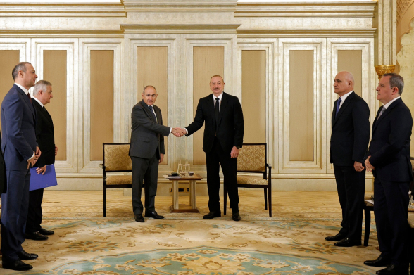 Алиев раскрыл, почему Никол напал на Католикоса и с чьими «яйцами» они вместе играют