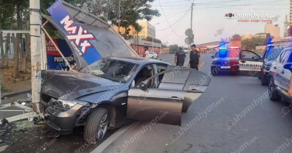 Երևանում 23-ամյա վարորդը BMW-ով մխրճվել է կանգառի մեջ․ կան վիրավորներ