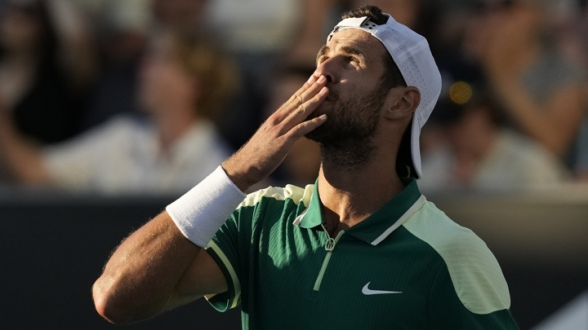 Карен Хачанов вышел в третий круг турнира в Цинциннати