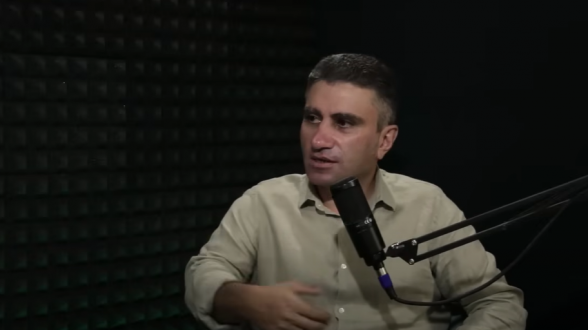 Փաշինյանը նման է չոքերը թույլ ուսանողուհու․ Թրամփն ասաց, որ նրանց պապան է (տեսանյութ)