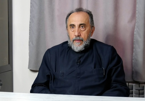 Դատարանը երկարաձգեց Միքայել արքեպիսկոպոս Աջապահյանի խափանման միջոցը (տեսանյութ)