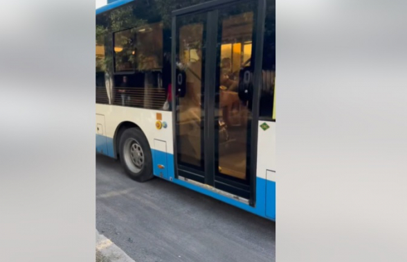 Մեկ շաբաթ է՝ չեն կարողանում Արշակունյաց պողոտայի վրա մի փոքր փոսալցում անեն (տեսանյութ)