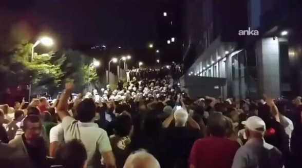 Բողոքի ցույց Ստամբուլում. ցուցարարների և ոստիկանության միջև բախումներ են տեղի ունեցել (տեսանյութ)