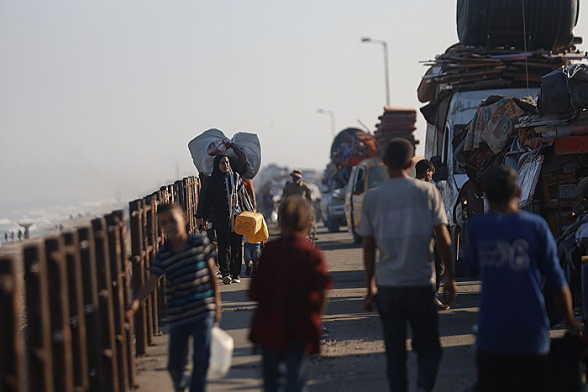 Почти 500 тыс. палестинцев покинули город Газа на фоне наступления армии Израиля