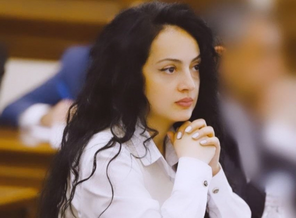 Աննա Ավետիսյան․