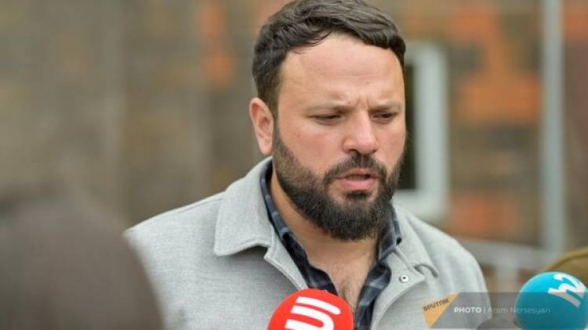 Ալեքսանդր Կոչուաբևին մեքենայում բռնության են ենթարկել․ «Հրապարակ»