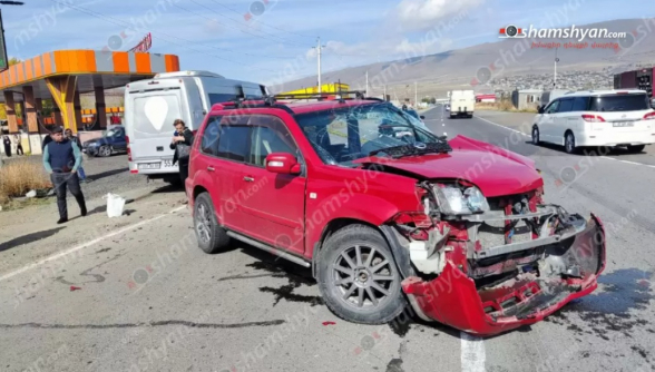 Երևան-Սևան ճանապարհին բախվել են «Nissan X-Trail»-ը և «Mercedes Sprinter»-ը․ կան տուժածներ