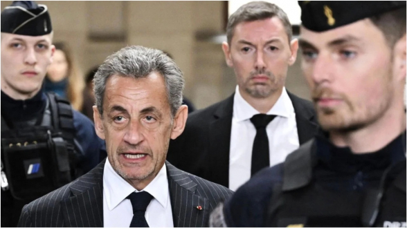 Экс-президента Франции Саркози поместили в тюрьму