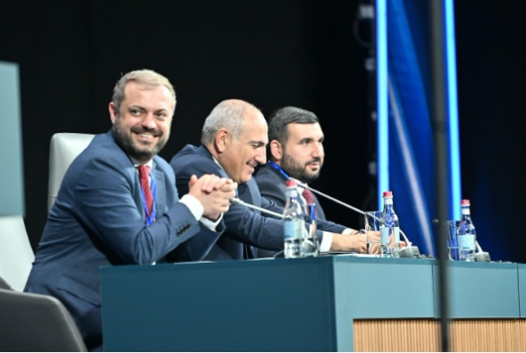 Как мы оказались в закрытой «Facebook»-группе «Гражданского договора» (видео)