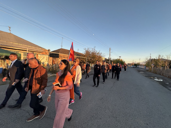 «Մայր Հայաստանն» Արշալույսում է (տեսանյութ, լուսանկար)