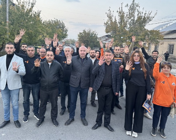 «Մայր Հայաստանի» քարոզարշավը Զվարթնոց գյուղում (տեսանյութ, լուսանկար)