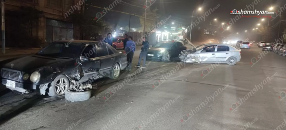 Երևանում «Opel Astra»-ն բախվել է «Toyota»-ին, «Mercedes»-ին, «Tesla»-ին և «Chevrolet Volt»-ին