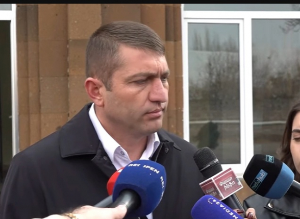 «Մայր Հայաստանը» Մայր Աթոռի կողքին է․ Գրիշա Հարությունյանը քվեարկեց հարազատ Դողս գյուղում (տեսանյութ)