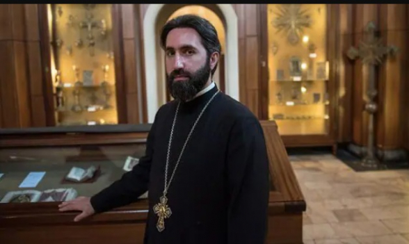 Չմոլորվե՛ք, իմ սիրելի ազգակիցներ, չխոտորվե՛ք՝ ականջ դնելով նենգադավ ու դավաճան մի խումբ բարձրաստիճան հոգևորականների․ Հայր Ասողիկ