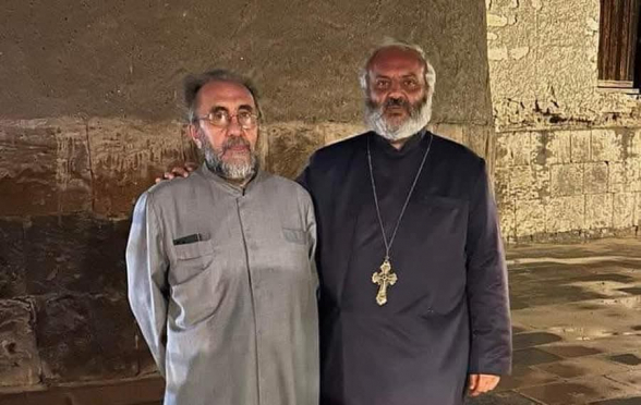 Դատապարտում ենք աշխարհիկ իշխանություններին, այն էլ հայրենադավ և դավաճան, ներքաշելու ներեկեղեցական հարցերի լուծման մեջ․ Միքայել և Բագրատ Սրբազաններ