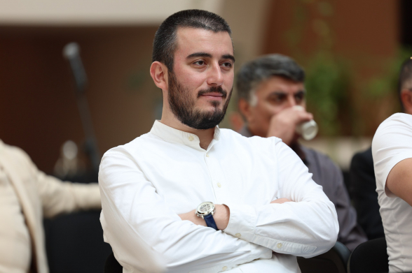 Настоящие оппозиционеры бойкотируют незаконно повышенные местные платежи (видео)