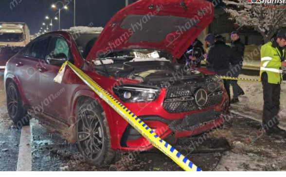 Երևանում բախվել են «Mercedes»-ը, «Nissan»-ը և «Hongqi»-ն. կա տուժած