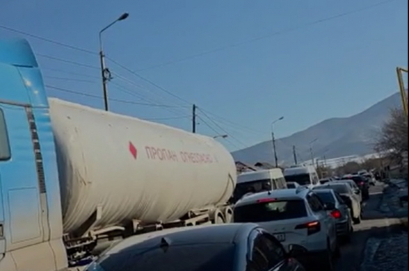 Վրաստանից ՀՀ ճանապարհին 5 կիլոմետրանոց խցանում է առաջացել (տեսանյութ)