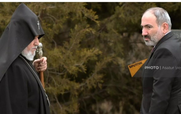 Փաշինյանն արդեն պարտվել է եկեղեցուն. Ստեփան Դանիելյան
