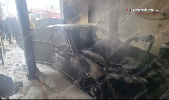 Ապարանում հրդեհ է բռնկվել ավտովերանորոգման կետերից մեկում կայանված «Mercedes»-ում