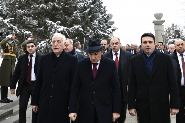 Фальшь и фарисейство