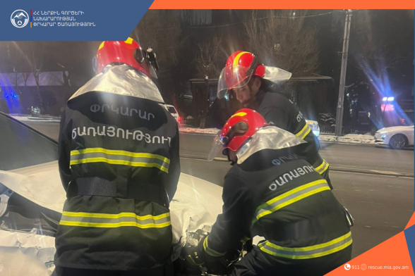 Երևանում բախվել են «VAZ»-ը և «Mercedes-Benz»-ը․ կան տուժածներ