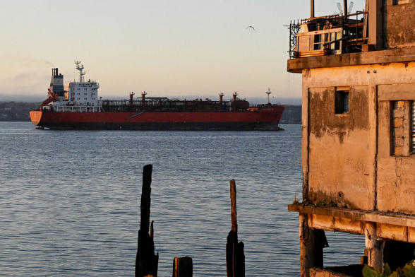 Россия поможет Кубе поставками нефти