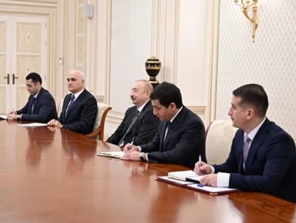 Алиев и министр дорог Ирана обсудили вопросы по транспортному коридору «Север-Юг»