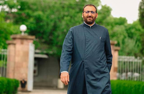 Արշակ Սրբազանն ազատ արձակվեց կալանքից