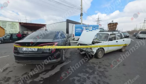 Ավտովթարներ՝ «Առինջ Մոլ»-ի մոտ․ կան վիրավnրներ